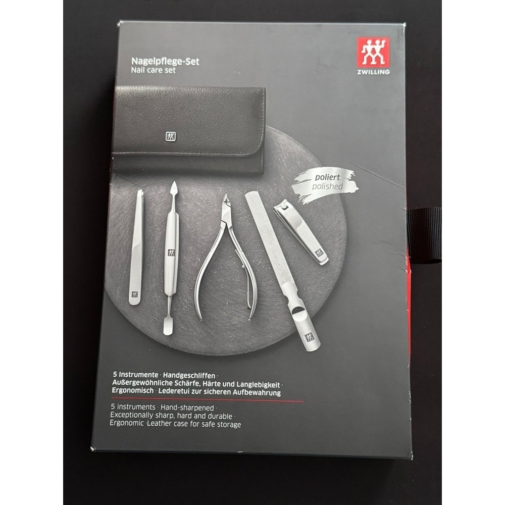 ZWILLING Beauty Classic Inox 6-pc Manicure Set with Black Leather Case - Picture 8 of 12